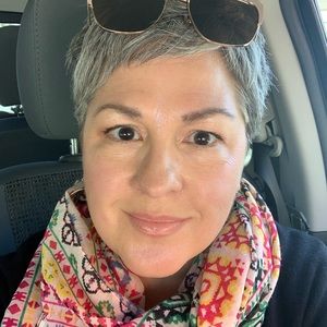 Meet your Posher, Pam